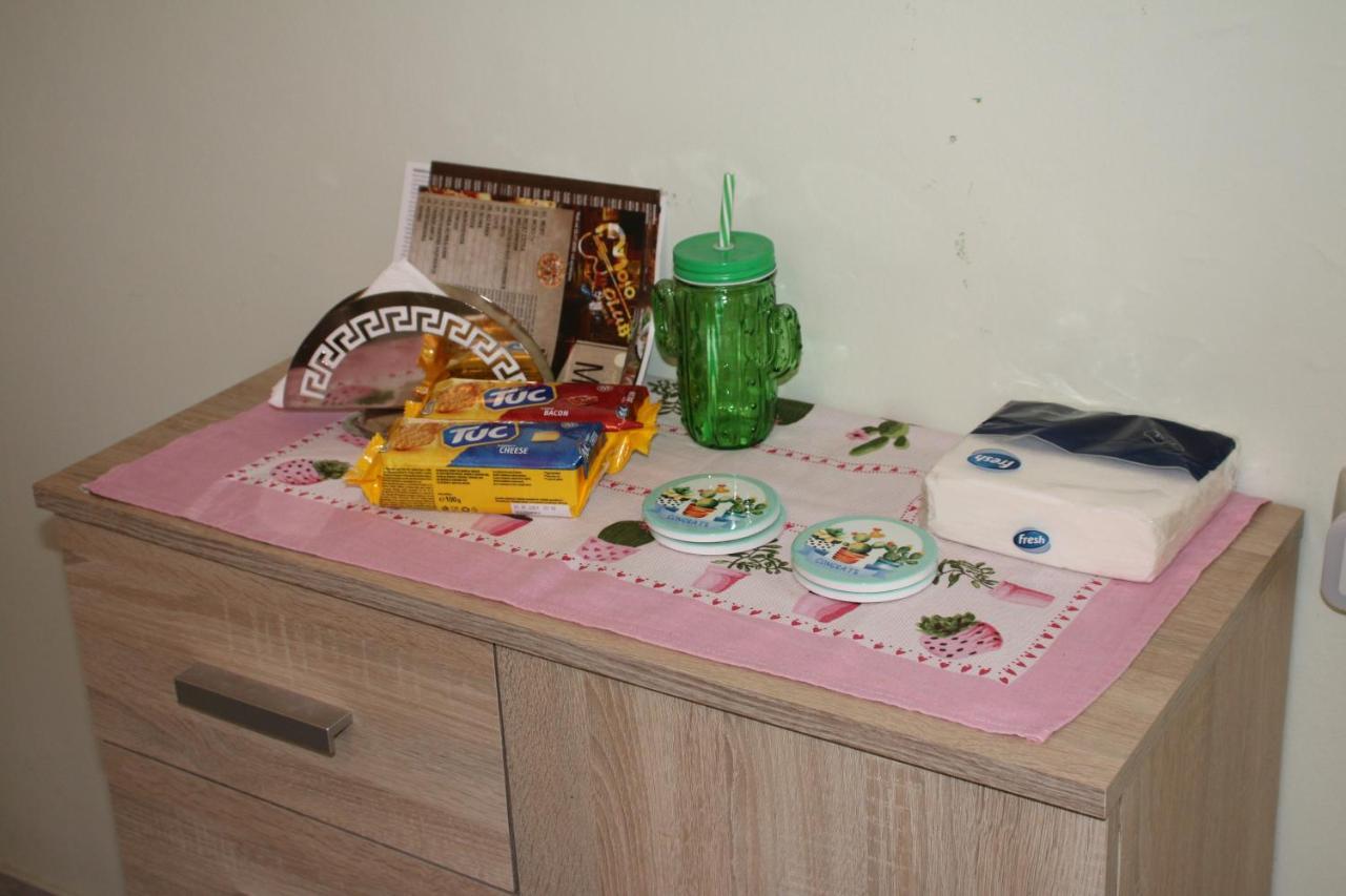 Green Cactus Rooms - Unique And Cozy House Senta Экстерьер фото